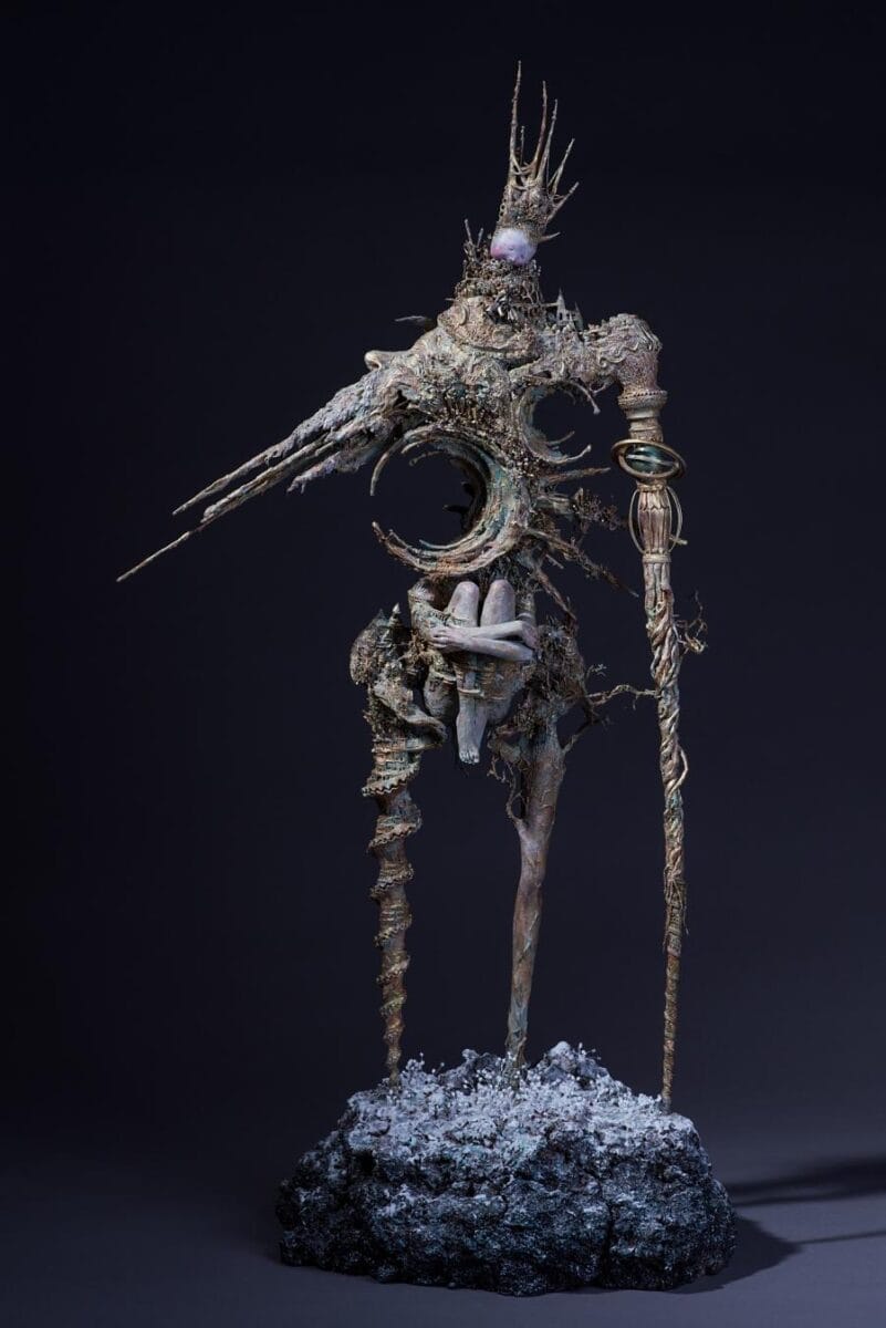Akishi Ueda  surreal creature sculptures 