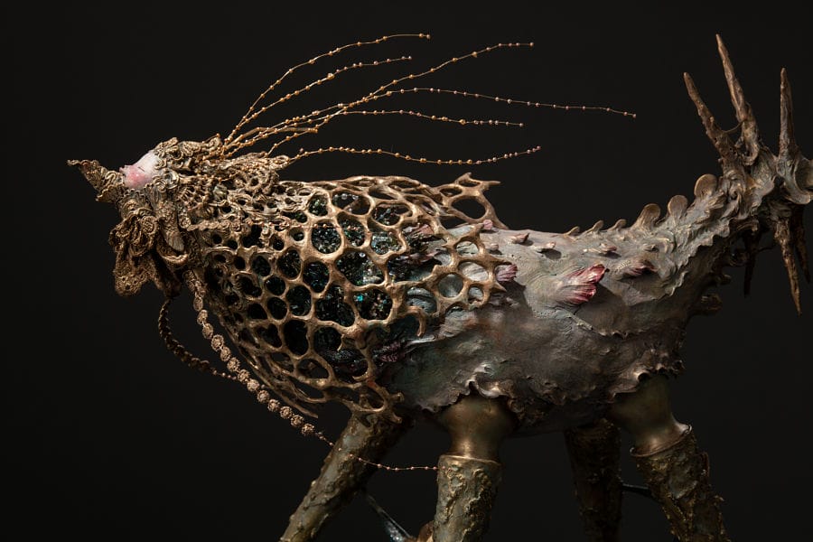 Akishi Ueda  surreal creature sculptures 