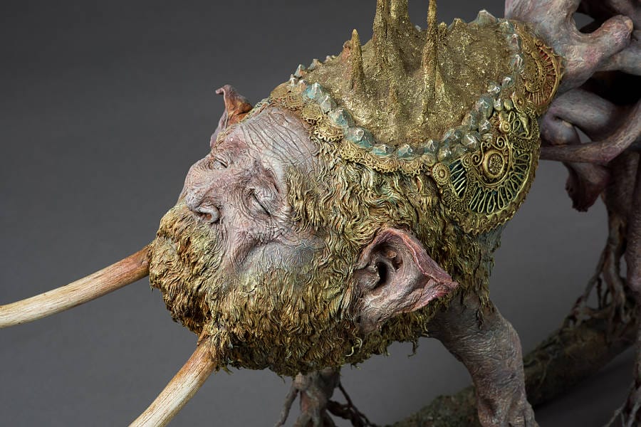Akishi Ueda  surreal creature sculptures 