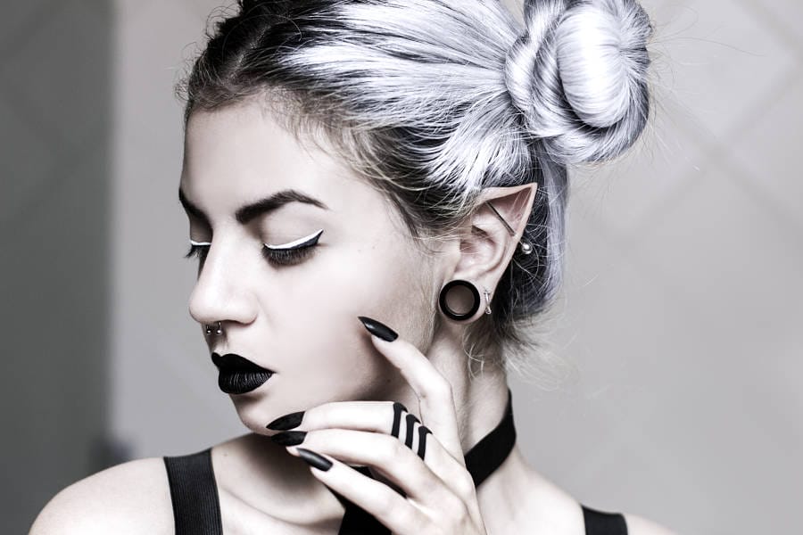 Rogue-Wolf-wearable-art