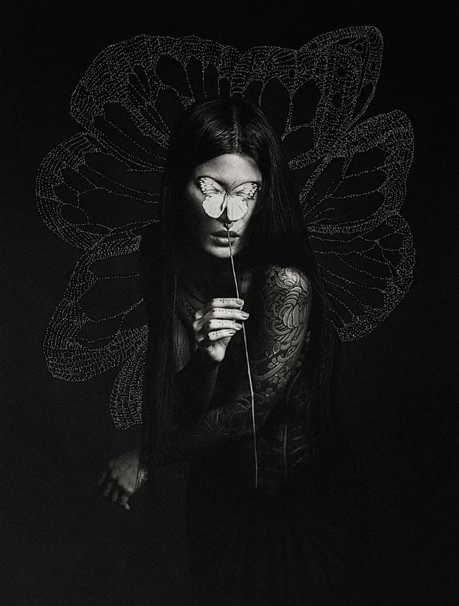 Reka-Nyari-black-white