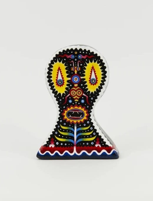 Yu Maeda small sculpture bee