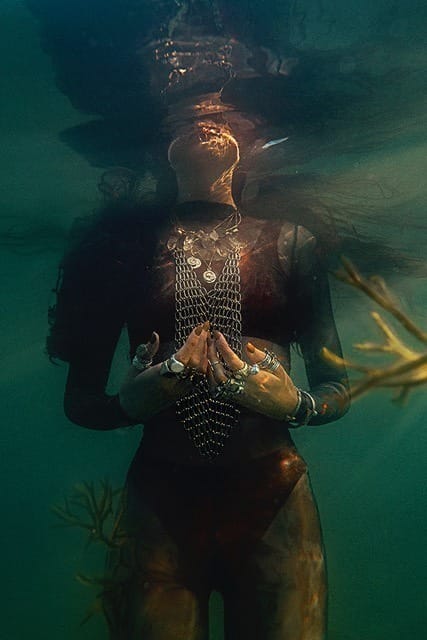 Beth-Mitchell-moonshadow-