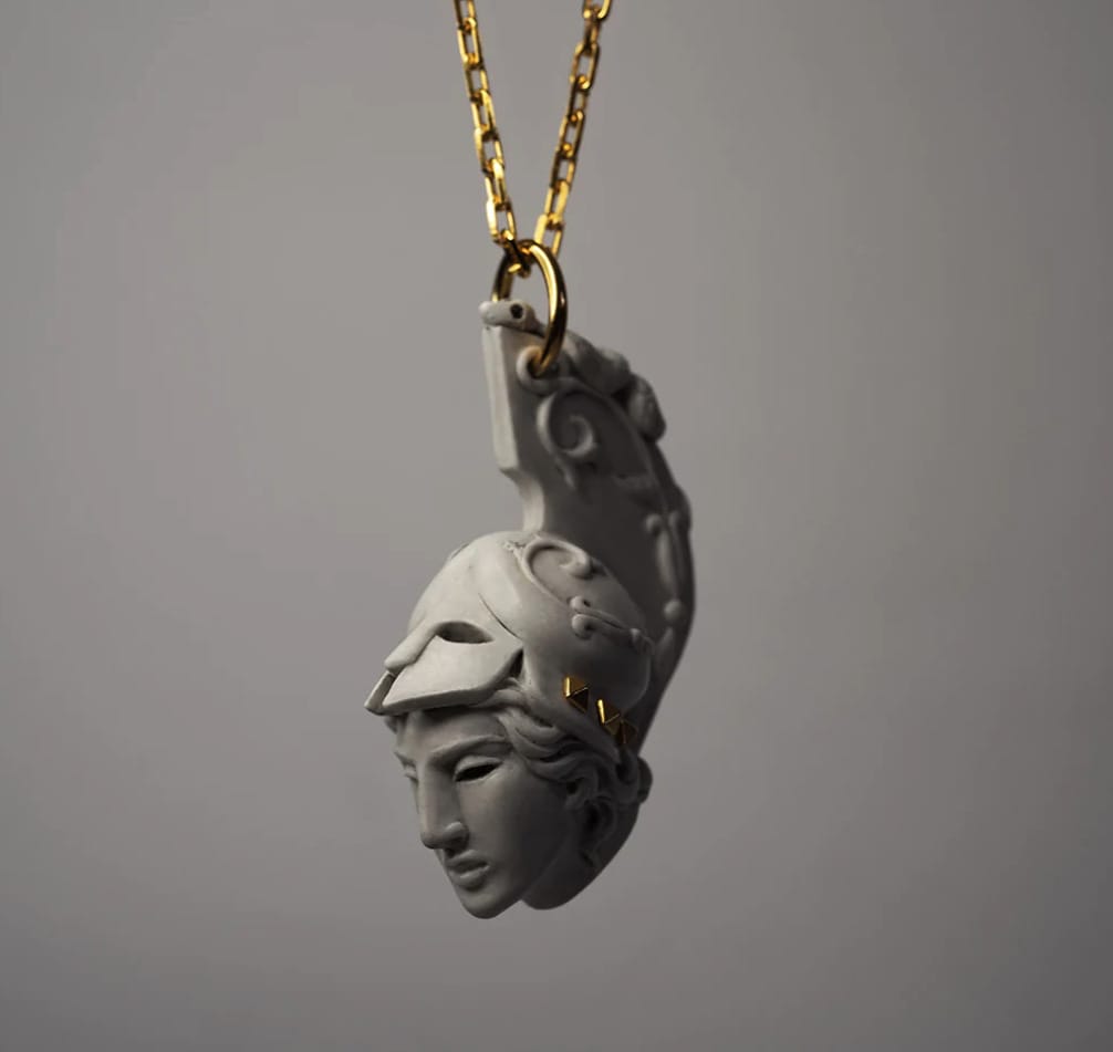 macabre-gadgets-athena