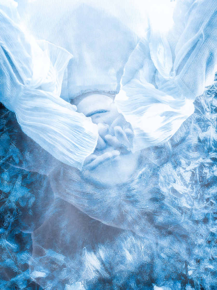 Emanuela-Nesko-Frozen-In-Time