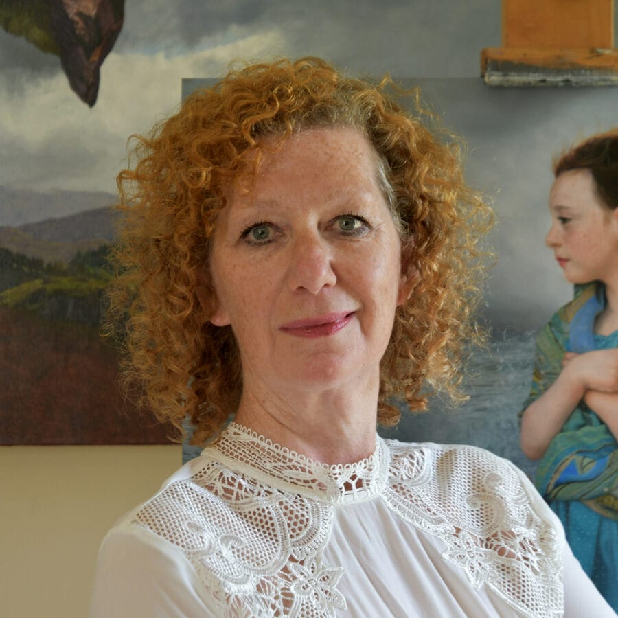 Lesley-Thiel-Profile