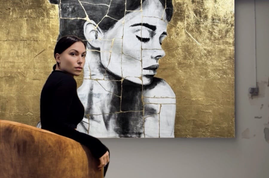 Ramona-Russu-profile
Artist Directory 