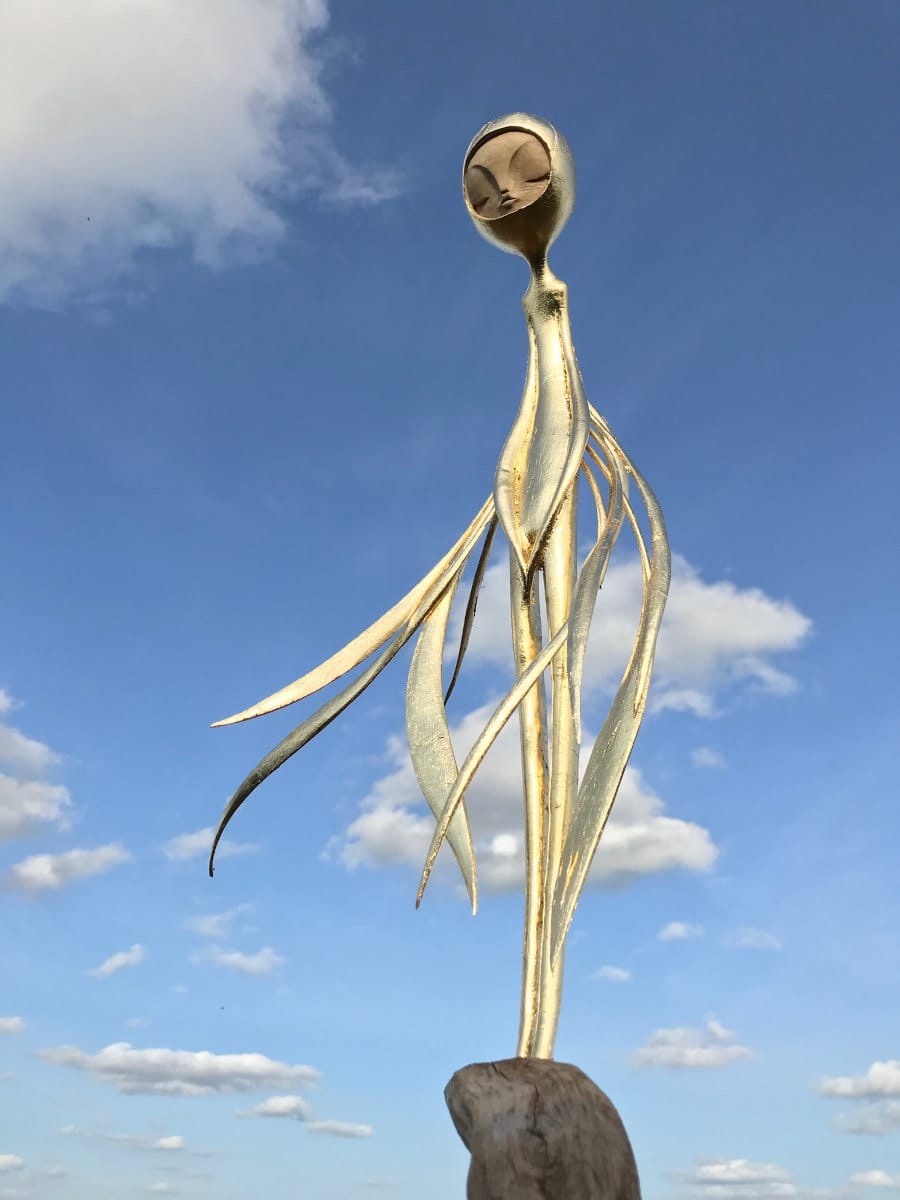 Tach-Pollard-light-bringer